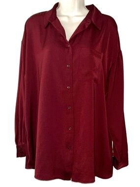 Express Boyfriend Button-Front Shirt in Burgundy